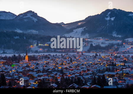 Allgäuer Alpes, vue, l'architecture, à l'extérieur, Bavaria, crépuscule, crépuscule, Allemagne, vue en plan, Europe, appartements de vacances, des bâtiments, Banque D'Images