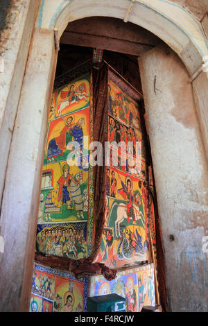 L'église ronde de la région Amhara, Azoa Mariam sur la péninsule Zeghie dans le lac Tana, ou Tsanalake Dembealake, peintures murales Banque D'Images