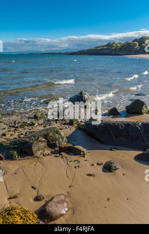 Lligwy Dulas plage entre et ans Traeth (ORA) , Isle of Anglesey, au nord du Pays de Galles, Royaume-Uni. Prise le 14 octobre 2015. Banque D'Images