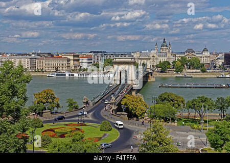 Mont Buda, Adam Clark, Clark Adam ter square, le Danube, le pont Szechenyi Lanchid, suspension Banque D'Images