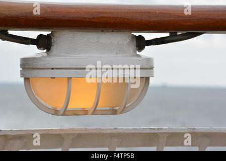 Ferries ,en mer, croisières, excursions en bateau et les jours fériés,excursions en mer, les traversiers,jours dehors sur le bateau Banque D'Images