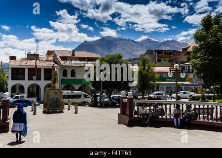 Huaraz, Ancash, Pérou. place principale. Banque D'Images