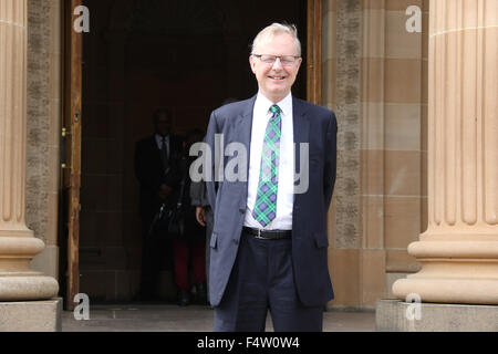 Sydney, Australie. 23 octobre 2015. L'une des plus importantes collections de tableaux de maîtres anciens européen jamais vu en Australie, les plus grands fournit une occasion unique pour les visiteurs de contempler l'extraordinaire qualité de plus de 70 peintures et dessins de maître de l'ensemble de quatre siècles à l'Art Gallery de NSW. L'exposition marque la première fois que deux œuvres ont été exposées en Australie. Photo : Michael Clarke, CBE, directeur du Scottish National Gallery sur les étapes de l'Art Gallery de NSW. Crédit : Richard Milnes/Alamy Live News Banque D'Images