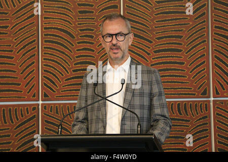 Sydney, Australie. 23 octobre 2015. L'une des plus importantes collections de tableaux de maîtres anciens européen jamais vu en Australie, les plus grands fournit une occasion unique pour les visiteurs de contempler l'extraordinaire qualité de plus de 70 peintures et dessins de maître de l'ensemble de quatre siècles à l'Art Gallery de NSW. L'exposition marque la première fois que deux œuvres ont été exposées en Australie. Photo : Michael Brand, Directeur de l'AGNSW s'exprimant lors de la prévisualisation des médias. Crédit : Richard Milnes/Alamy Live News Banque D'Images