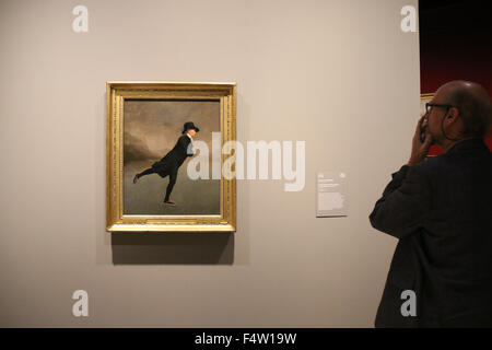 Sydney, Australie. 23 octobre 2015. L'une des plus importantes collections de tableaux de maîtres anciens européen jamais vu en Australie, les plus grands fournit une occasion unique pour les visiteurs de contempler l'extraordinaire qualité de plus de 70 peintures et dessins de maître de l'ensemble de quatre siècles à l'Art Gallery de NSW. L'exposition marque la première fois que deux œuvres ont été exposées en Australie. Photo : oeuvre de Sir Henry Raeburn (Écosse, 1756-1823) Le révérend Robert Walker skating sur Doddington Loch c1795. Crédit : Richard Milnes/Alamy Live News Banque D'Images