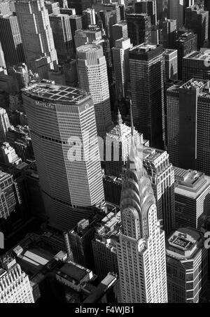 Vue aérienne du Chrysler Building et de Midtown Manhattan à New York États-Unis Banque D'Images
