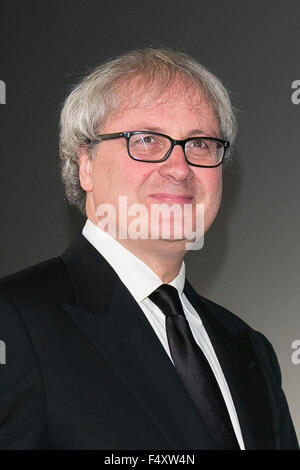 Tokyo, Japon. 24 Oct, 2015. Réalisateur Simon Curtis assiste à un stade d'accueil pour le film ''Woman en or'' à la Toho CINEMAS à Roppongi sur Octobre 24, 2015, Tokyo, Japon. Le film sera diffusé dans les cinémas japonais le 27 novembre. La projection fait partie de la 28e Festival International du Film de Tokyo qui est l'un des plus grands festivals du film en Asie et s'étend du 22 octobre au samedi 31. Credit : Rodrigo Reyes Marin/AFLO/Alamy Live News Banque D'Images