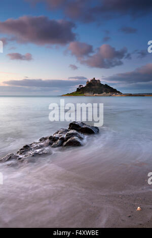 St Michael's Mount ; à partir de Cornwall Marazion, UK Banque D'Images