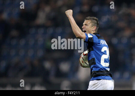 Francfort, Allemagne. 23 Oct, 2015. Frankfurt's Zlatko Dedic célèbre sa 1-2 but durant le match de football Bundesliga FSV Frankfurt entre VfL Bochum et dans la Volksbank Stadium à Frankfurt am Main, Allemagne, 23 octobre 2015. Photo : FREDRIK VON ERICHSEN/dpa dpa : Crédit photo alliance/Alamy Live News Banque D'Images