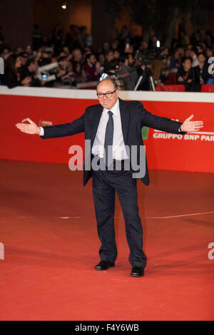 Rome, Italie. 24 Oct, 2015. Carlo Verdone sur le tapis rouge du 10e Festival du Film de Rome, Roma Banque D'Images