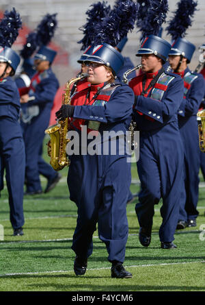 Albuquerque, NM, USA. 24 Oct, 2015. Les membres de l'école secondaire de Deming au Zia Marching Band Fiesta. Samedi, 24 octobre 2015. © Jim Thompson/Albuquerque Journal/ZUMA/Alamy Fil Live News Banque D'Images