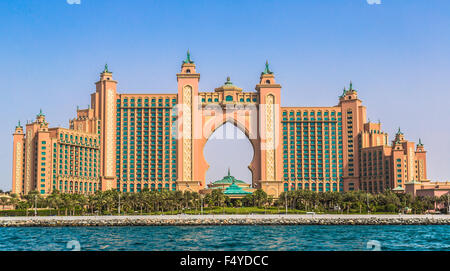 Dubaï, Émirats arabes unis - Novembre 13 : hôtel Atlantis le 13 novembre 2012 à Dubaï, AUX ÉMIRATS ARABES UNIS. Atlantis The Palm est un hôtel de luxe 5 étoiles construit sur Banque D'Images