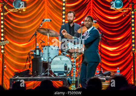 Detroit, Michigan, USA. 24 Oct, 2015. À l'exécution DES PONTS LEON Majestic Theatre à Detroit, MI, le 24 octobre 2015 © Marc Nader/ZUMA/Alamy Fil Live News Banque D'Images