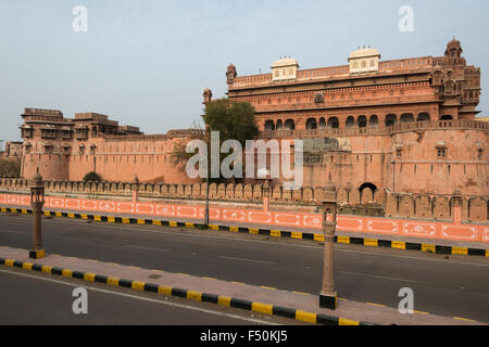 Fort de Junagarh, initialement appelé chintamani, a été construit au 16ème siècle et est l'une des principales attractions touristiques aujourd'hui Banque D'Images