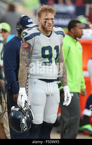 Santa Clara, CA. 22 octobre, 2015. Seattle défensive fin Cassius Marsh au cours de l'action dans un match contre les NFL San Francisco 49ers à Levi's Stadium à Santa Clara, CA. Les Seahawks a gagné 20-3. © csm/Alamy Live News Banque D'Images