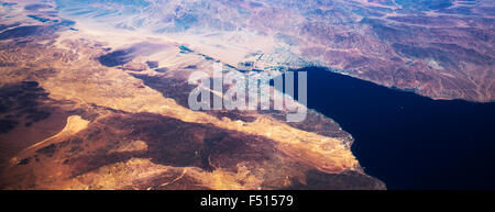 Une vue aérienne du golfe d'Aqaba et les villes d'Eilat (Israël) et Aqaba (Jordanie) et le passage à Taba, Egypte Banque D'Images