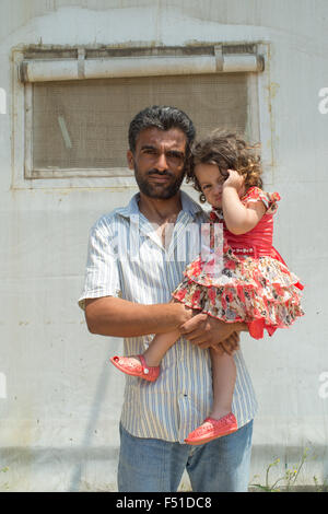 Dans l'homme des réfugiés syriens à Tripoli Centre d'enregistrement, d'attente et de soins. Tripoli, Liban 2015 Banque D'Images