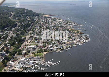 Vue aérienne de hautes terres de l'Atlantique et la baie de Raritan, New Jersey Banque D'Images