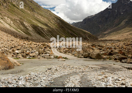 L'Inde, l'Himachal Pradesh, le Lahaul Valley, Batal, plus de fonte de Kunzum La Pass Banque D'Images