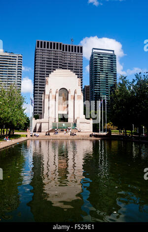 Anzac Memorial reflètent dans extérieure Hyde Park Sydney NSW Australie Nouvelle Galles du Sud Banque D'Images