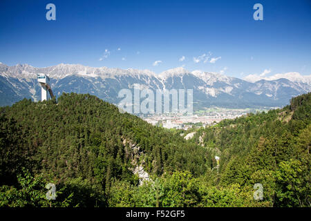 L'extérieur de Bergisel d'Innsbruck en Autriche. Banque D'Images