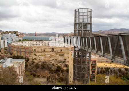 Ascenseur Ascenseur panoramique Cartagena Murcia en Espagne. Banque D'Images