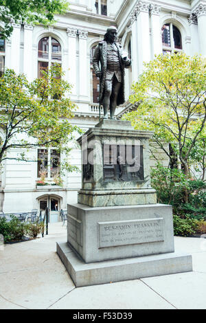 Benjamin Franklin la statue de l'ancien hôtel de ville de Boston Banque D'Images