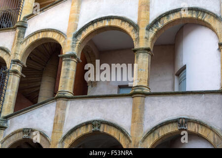 Traboule Hôtel Paterin, quartier Saint Jean, le Vieux Lyon, Lyon, Rhône, France, Site du patrimoine mondial de l'UNESCO Banque D'Images