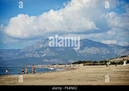 La plage de Patara en Turquie à 18 kilomètres (11 miles) la plus longue plage sur la côte turque. Banque D'Images