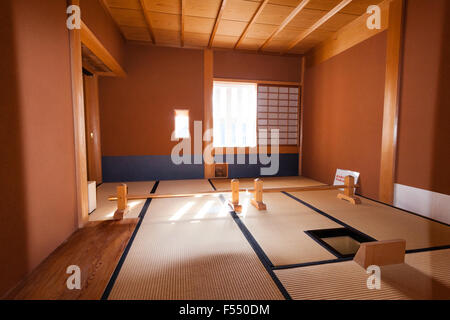 Le Japon, le Château de Tsuyama. Une reconstruction fidèle à l'Bitchu Yagura tourelle de la résidence du daimyo. Grand prix de volet Windows. Banque D'Images