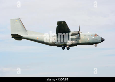 French Air Force avion de transport C-160 Transall au cours de l'atterrissage Tigermeet de l'OTAN. Banque D'Images