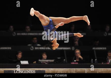 Glasgow, Ecosse, Royaume-Uni. 27 Oct, 2015. Elissa Downie (GBR) sur la poutre. Womens team final. FIG 2015 championnats du monde de gymnastique artistique. SSE Hydro. Glasgow. L'Écosse. UK. 27/10/2015. Credit : Sport en images/Alamy Live News Banque D'Images