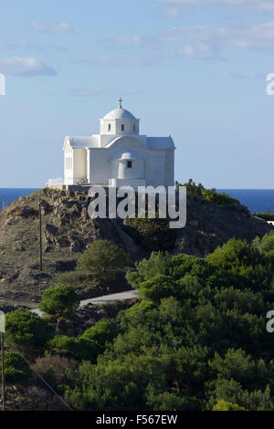Fermer la vue d'Agios Nikolaos (Saint Nicolas) chapelle et paysage environnant. L'île de Lemnos, Grèce Banque D'Images