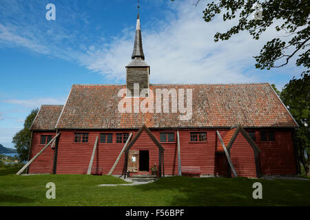 Église de Averoy Kvernes, la Norvège. Banque D'Images