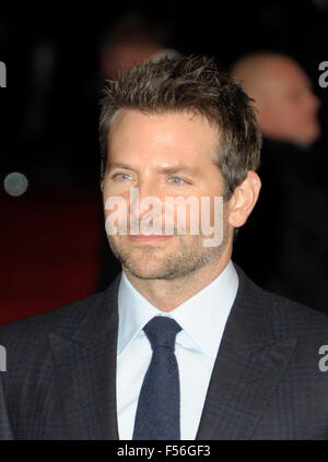 Londres, Royaume-Uni. 28 Oct, 2015. Bradley Cooper participant à la première européenne de l'Holocauste à la vue West End à Londres, le 28 octobre 2015 Crédit : Peter Phillips/Alamy Live News Banque D'Images