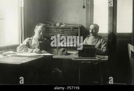 De l'Armée militaire, industries mécaniques suzzara 2e atelier dépôt de la flotte, Italie Banque D'Images