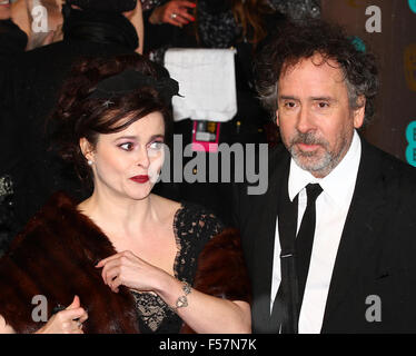 Londres, Royaume-Uni, 10 février 2013 : Tim Burton, Helena Bonham Carter arriver pour l'EE British Academy Film Awards - Tapis Rouge Les arrivées à la Royal Opera House. Banque D'Images