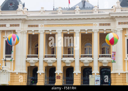 Hanoi Opera House, situé dans le quartier français,capitale,Vietnam Banque D'Images