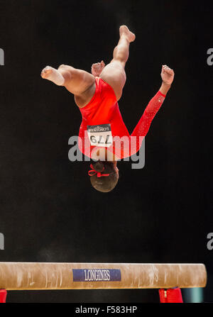 Glasgow, Ecosse. 29 Oct, 2015. FIG Championnats du monde de gymnastique artistique. Jour 7. Gabrielle DOUGLAS (USA) au cours de sa routine à la poutre dans le Women's Dauphin total final. Credit : Action Plus Sport/Alamy Live News Banque D'Images