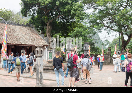 Hoa Lu dans la province de Ninh Binh, ancienne capitale du Vietnam au 10e et 11e siècles et contient des Dinh Tien Hoang temple,Vietnam Banque D'Images