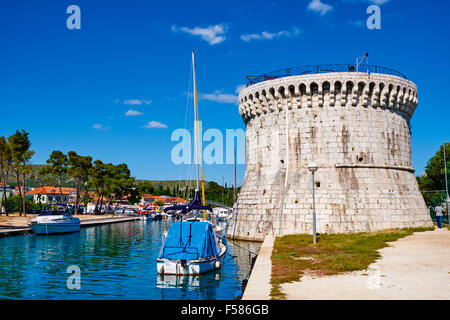 La Croatie, Dalmatie, Trogir, site du patrimoine mondial de l'UNESCO, la tour de Saint Marc Banque D'Images