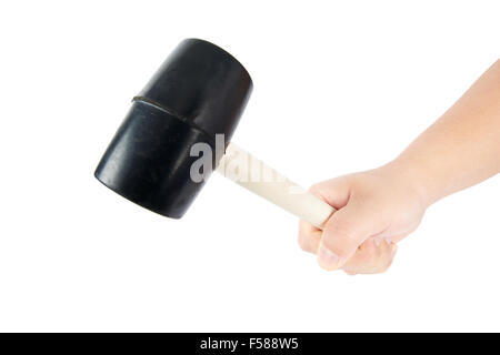 Asian man's hand holding un maillet en caoutchouc, en bois isolé sur blanc Banque D'Images