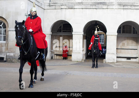 Horse Guards la préparation pour l'exécution de Whitehall London Banque D'Images