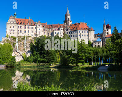 Château de Sigmaringen, le Château de Hohenzollern, Sigmaringen, Bade-Wurtemberg, Allemagne Banque D'Images