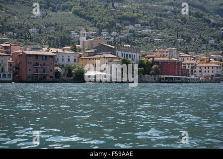 Vieille ville de Malcesine sur le lac de Garde, Italie Banque D'Images