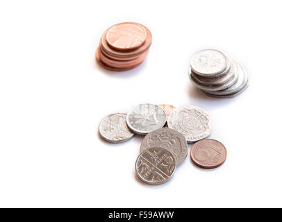 Paiement des crédits de différents pays sur un fond blanc Banque D'Images