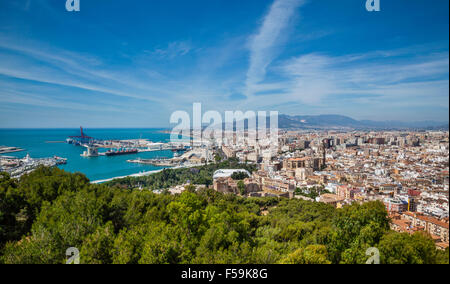 Espagne, Andalousie, province de Malaga, vue de la ville de Malaga Gibralfaro d Banque D'Images