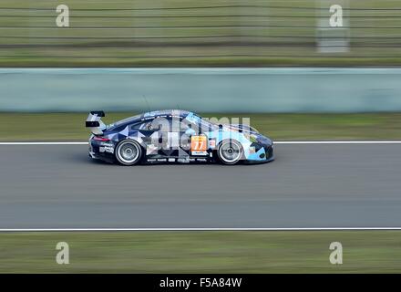 Shanghai, en République populaire de Chine. 31 octobre, 2015. N - 77 - DEMPSEY RACING PROTON Deutschland. Les pilotes Michelin, Patrick Dempsey (USA), PATRICK LONG (USA) et MARCO SEEFRIED (DEU). Au cours de l'habitation admissible - LMGTE Pro et LMGTE Am au Circuit International de Shanghai. Credit : Marcio Machado/ZUMA/Alamy Fil Live News Banque D'Images