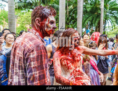 Sydney Zombie Walk sensibilise pour la fondation du cerveau. Halloween, 2015. Banque D'Images