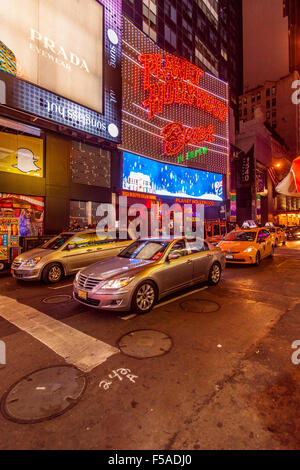 Planet Hollywood Restaurant Italien Buca di Beppo, Times Square, Manhattan , New York City, États-Unis d'Amérique. Banque D'Images